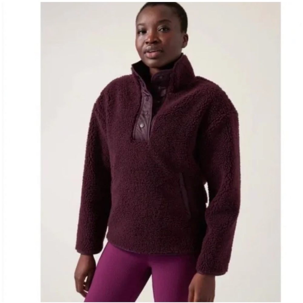NWT Athleta Cozy Sherpa Snap Sweatshirt in Burgundy - Small